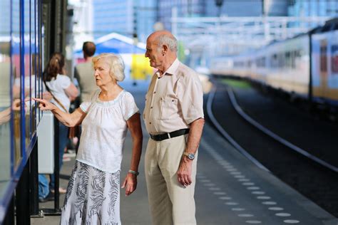 ov-begeleiderskaart regiotaxi|Gebruik het openbaar vervoer of een (regio)taxi